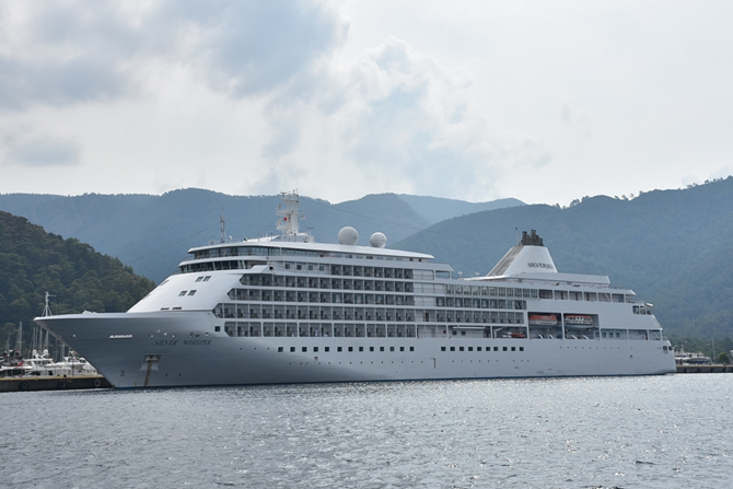 ms-silver-whisper,-marmaris-limanina-yanasti_2.jpg