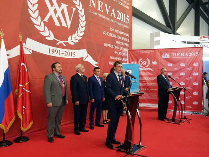 neva-2015-opening-ceremony-imo-e1442925533767-(1).jpg
