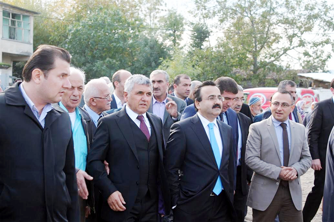 ozdemir_ataseven.jpg ozdemir_ataseven.jpg