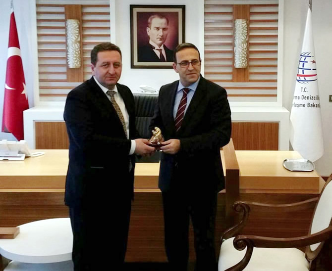 ozkan_mamuka_buyuk_1.jpg ozkan_mamuka_buyuk_1.jpg