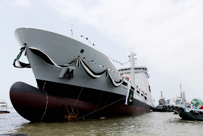 pakistan_gemi12.jpg pakistan_gemi12.jpg