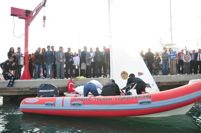 paralimpik_yelkenli1.jpg paralimpik_yelkenli1.jpg