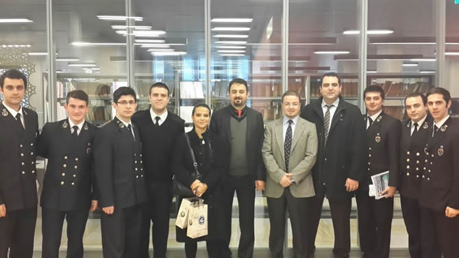 pru4-001.jpg pru4-001.jpg