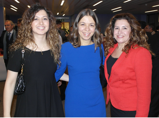 resepsiyonun_cicekleri.jpg resepsiyonun_cicekleri.jpg