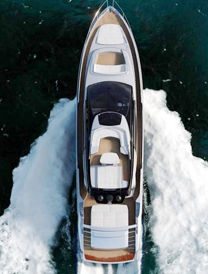 riva3-002.jpg riva3-002.jpg