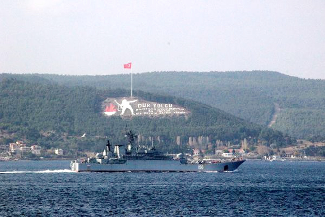 rus-savas-gemisi-yamal-canakkale-bogazindan-gecti_1.jpg rus-savas-gemisi-yamal-canakkale-bogazindan-gecti_1.jpg