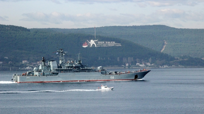 rus-savas-gemisi-yamal-canakkale-bogazindan-gecti_2.jpg rus-savas-gemisi-yamal-canakkale-bogazindan-gecti_2.jpg