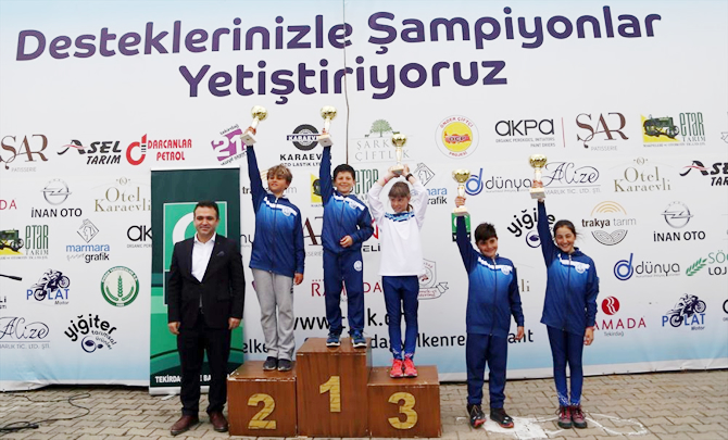 saglikli-nesiller-kupasi-yelken-yarislari-sona-erdi_2.jpg