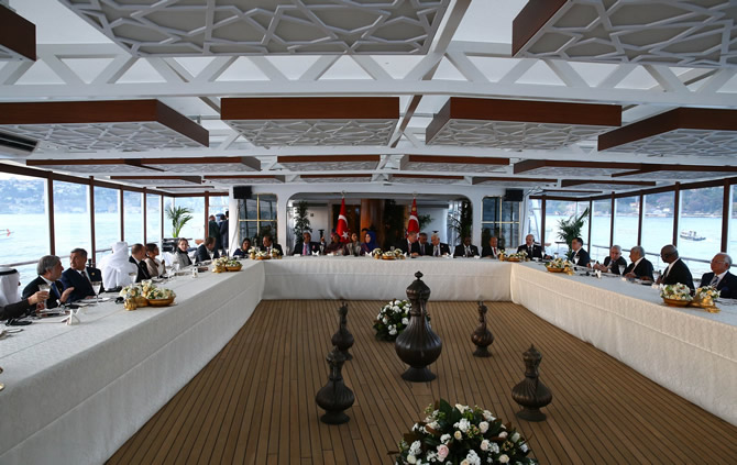 savarona-001.jpg savarona-001.jpg