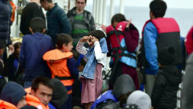 sergi-001.jpg sergi-001.jpg