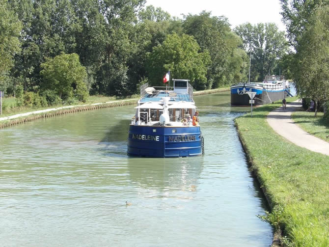 setur2-003.jpg setur2-003.jpg