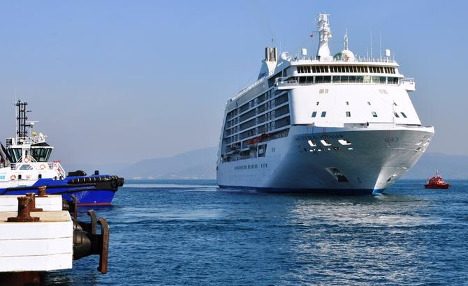seven_seas_voyager_1.jpg