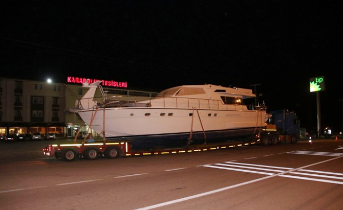 sivasta-tirla-tasinan-yat-ilgi-odagi-oldu_2.jpg sivasta-tirla-tasinan-yat-ilgi-odagi-oldu_2.jpg