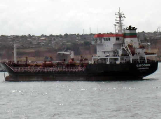 tanker1.jpg