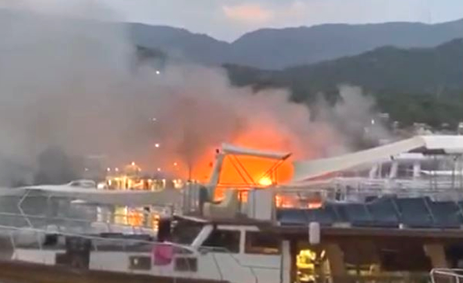 Tour boat named 'Domino' caught fire in Antalya News2Sea
