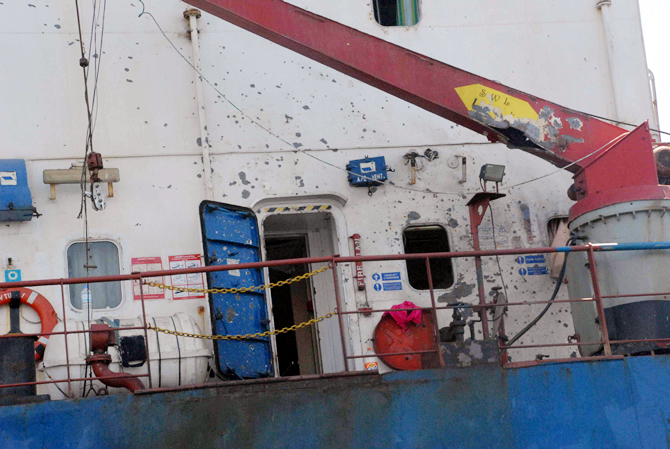 tuna1-002.jpg tuna1-002.jpg