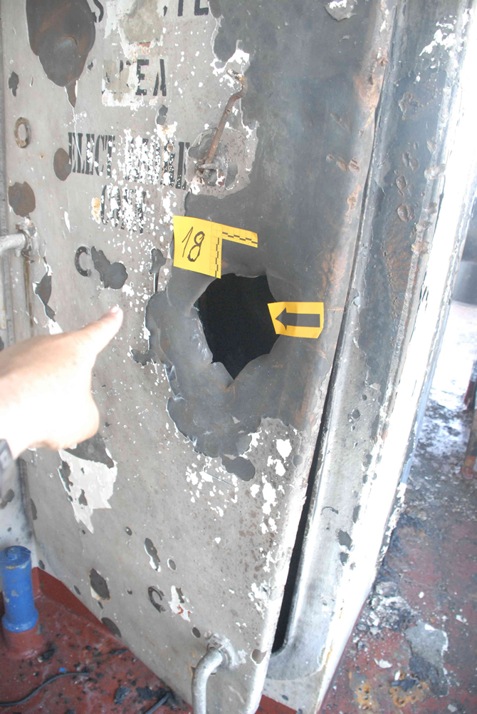 tuna4-001.jpg tuna4-001.jpg