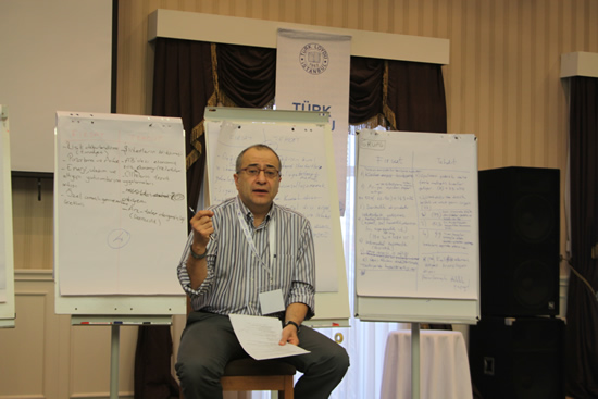 turk-loydu-12.jpg turk-loydu-12.jpg