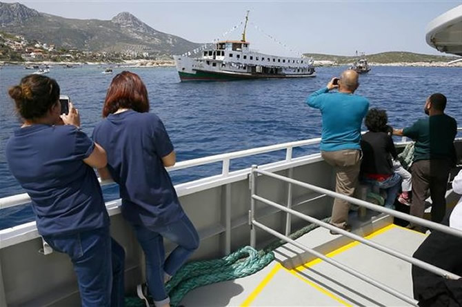 vapur12.jpg vapur12.jpg