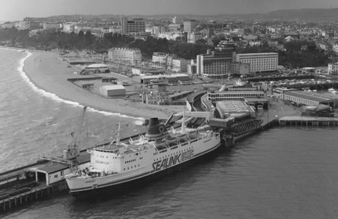 venturis_sea_lines_01.jpg venturis_sea_lines_01.jpg