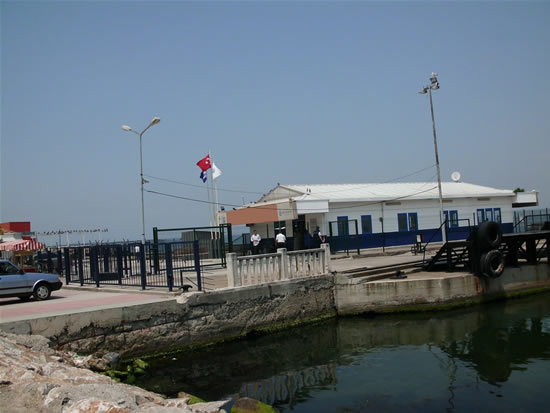 yalova-iskelesi-eski-hali-.jpg yalova-iskelesi-eski-hali-.jpg