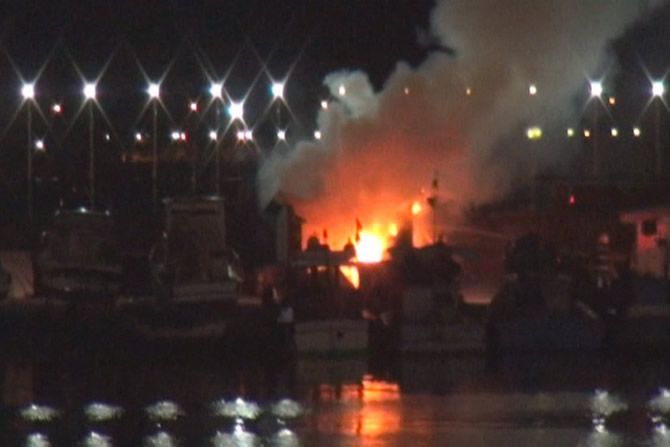 yangin-014.jpg yangin-014.jpg