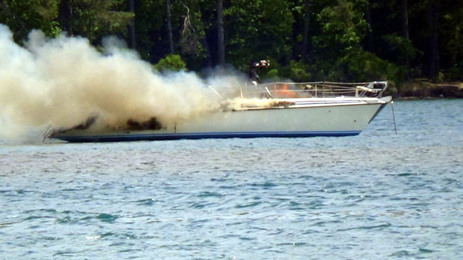 yangin2-012.jpg yangin2-012.jpg