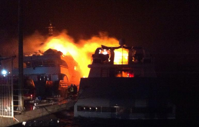 yangin_aysal3.jpg yangin_aysal3.jpg