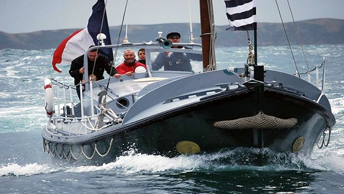 yat_paris.jpg yat_paris.jpg