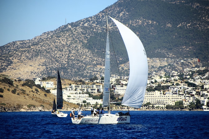 yelken-001.jpg yelken-001.jpg