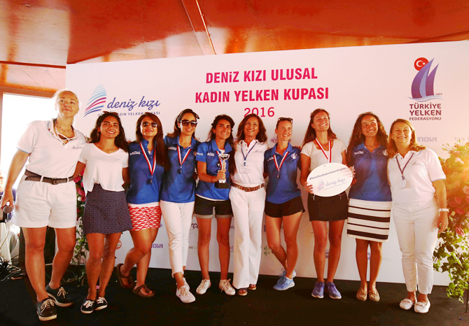 yelken_kadin4.jpg yelken_kadin4.jpg