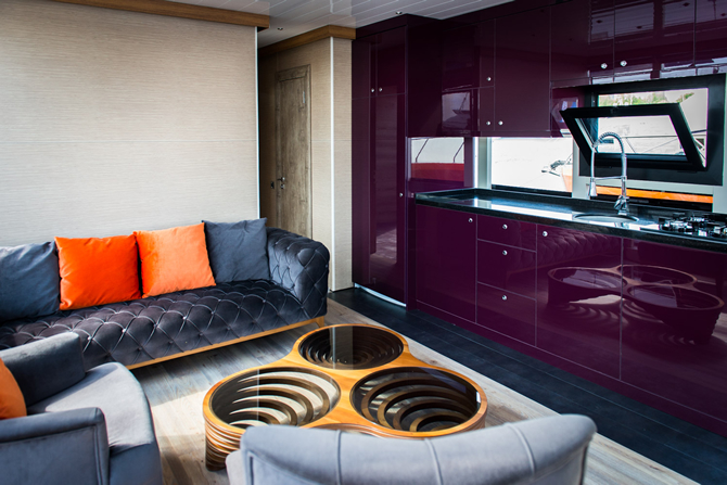 yuzen_ev8.jpg yuzen_ev8.jpg